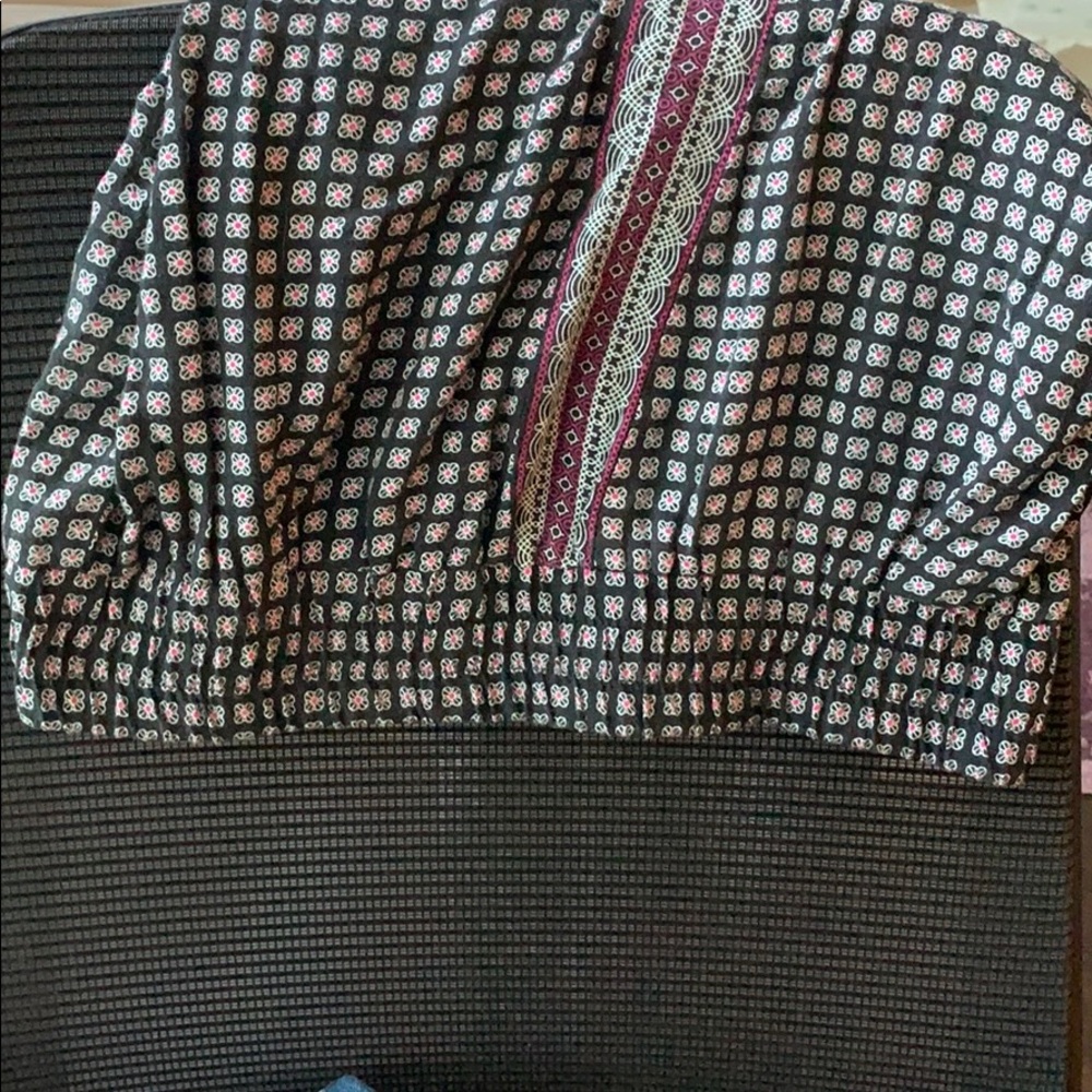 Rayon Patterned Pants - Picture 4 of 6